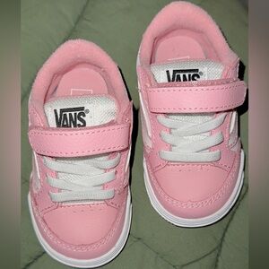 Vans Infant sz 5 Pink and White Hylane V Sneakers